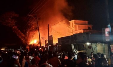 মনপুরা বাজারে আগুন লেগে ৩ কোটি টাকার ক্ষতি